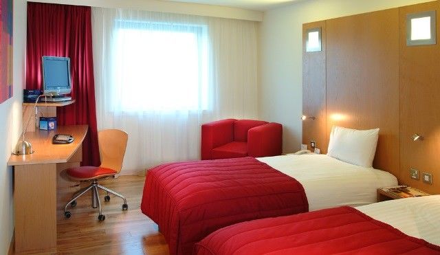 Ramada Encore Milton Keynes Szoba fotó