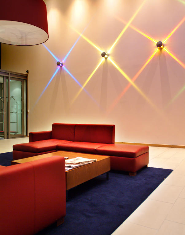 Ramada Encore Milton Keynes Beltér fotó